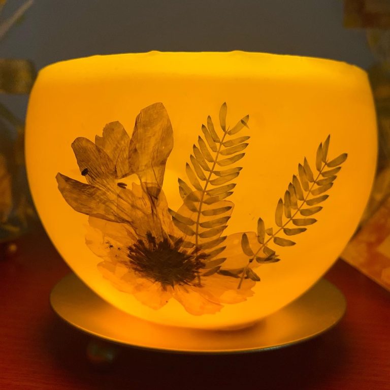 Honeypot luminaries large