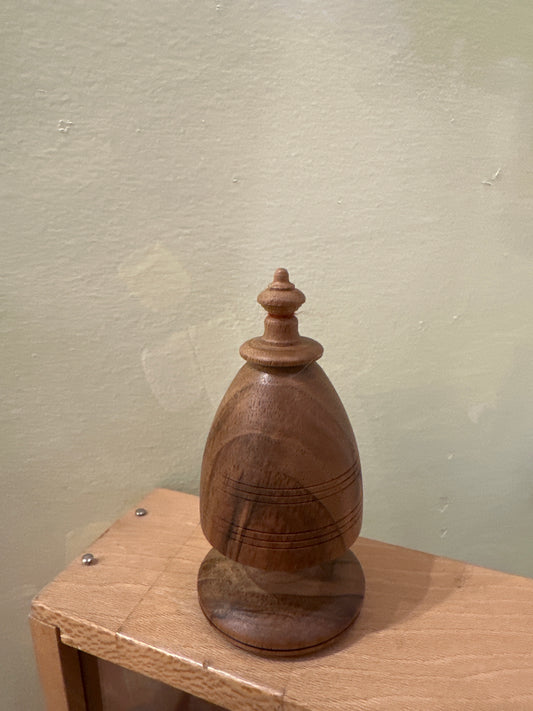 Turumpo spinning top