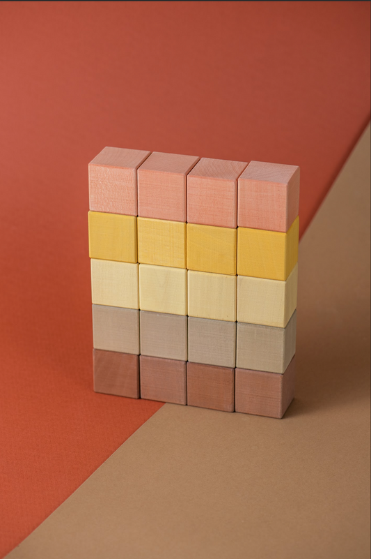 Nude Cubes