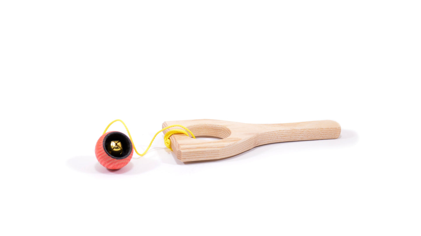 Bilboquet, On the line