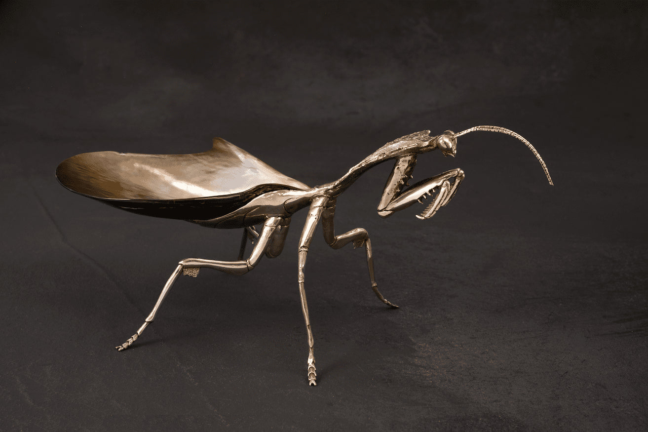 Silver Brown Plated Praying Mantis with Brown Lip Shell Body