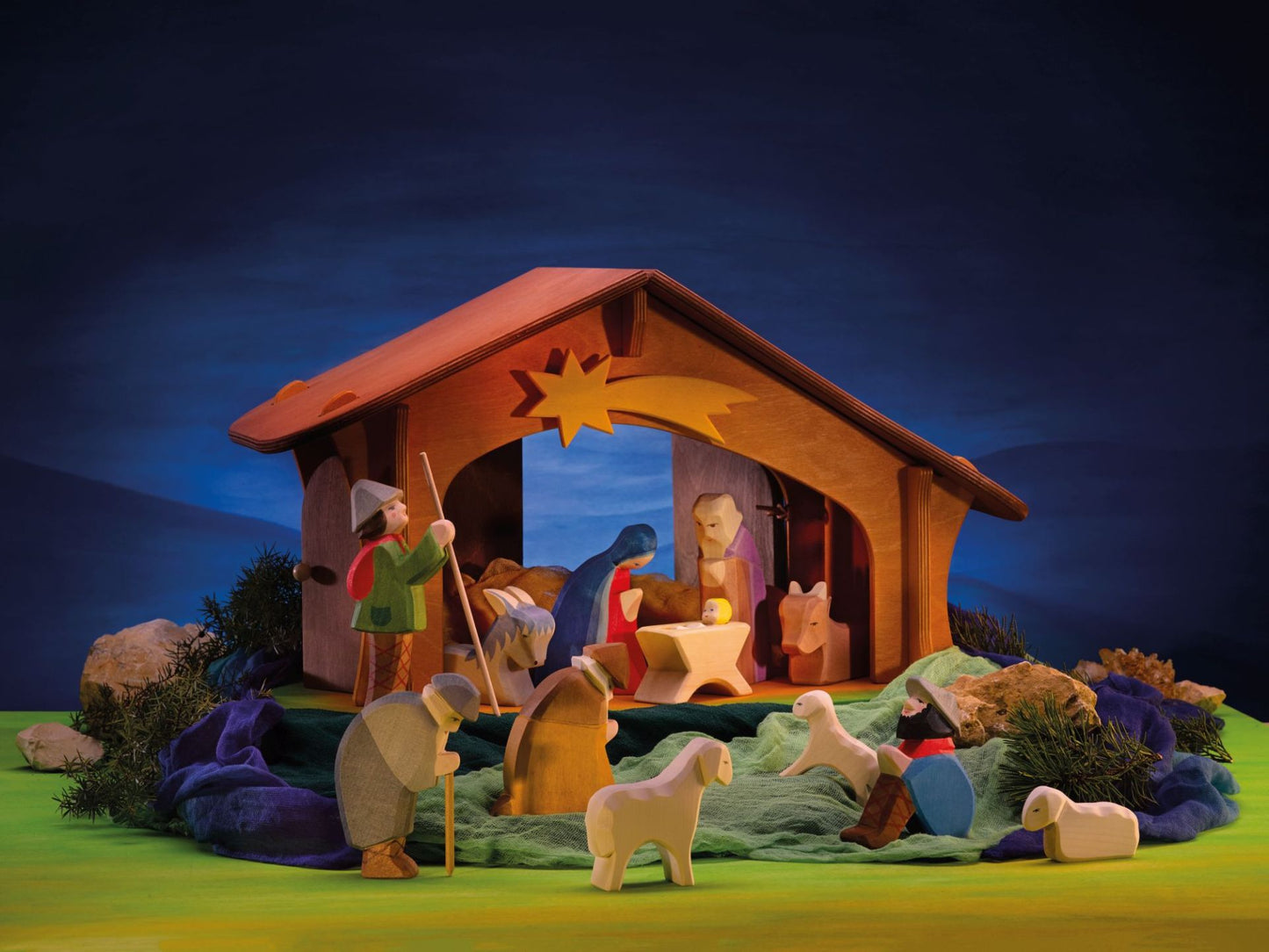 Nativity Stable with star