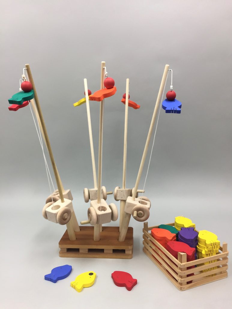 Fishing Pole w/ Magnetic fish