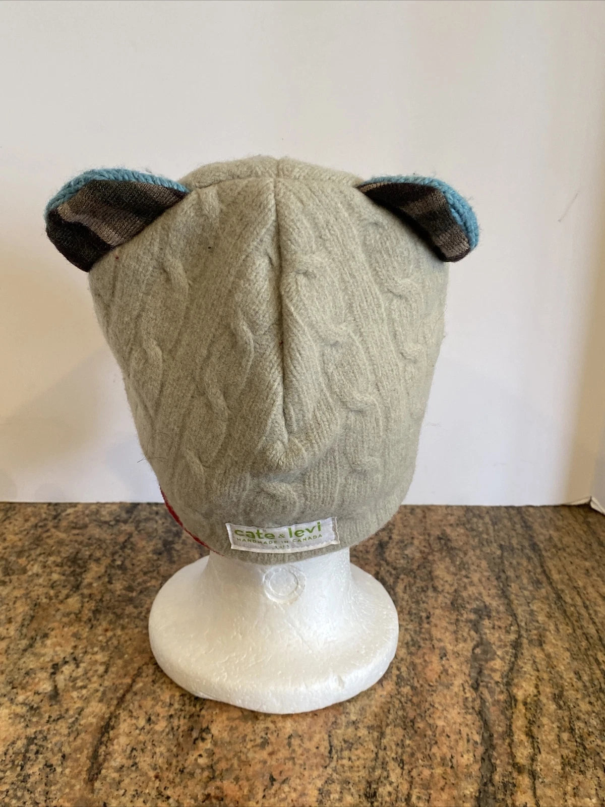 Frog winter hat