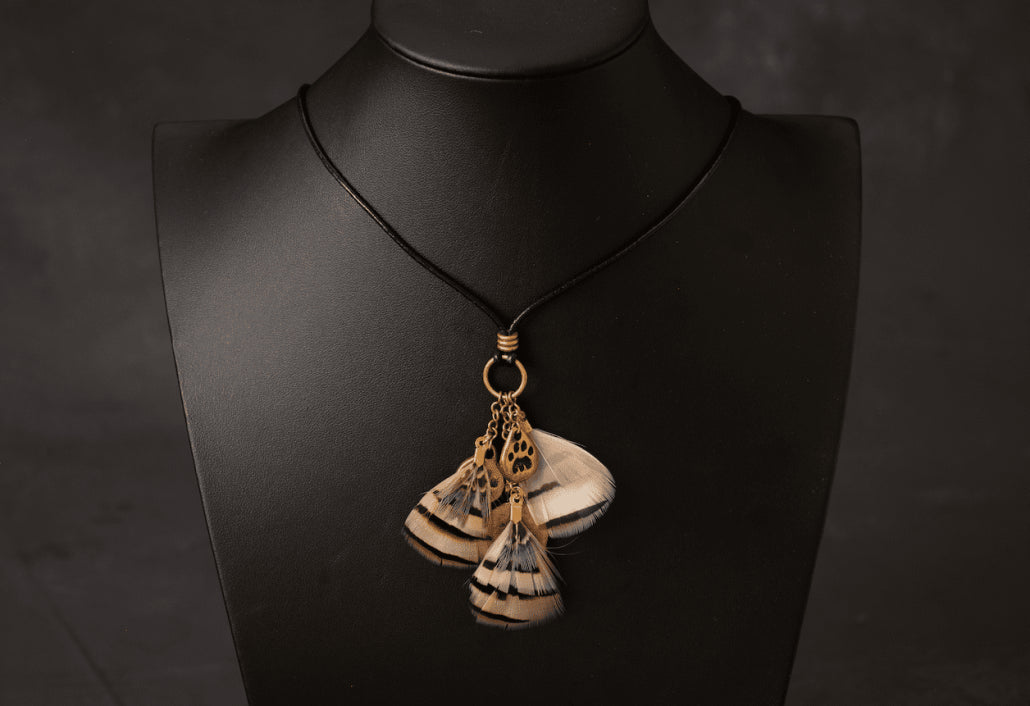 Kapoeta Feather Necklace Denis Mathews Paws