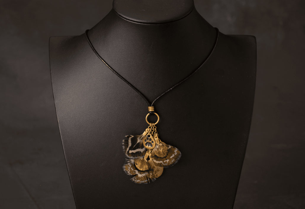 Kapoeta Feather Necklace Denis Mathews Paws