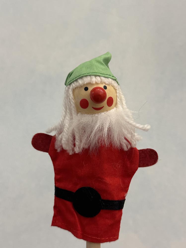 Sorceress Finger Puppet